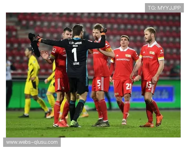 圣保利客场1-2惜败沃尔夫斯堡，保级形势依然严峻